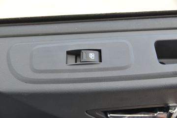 ���� ������D9 185���� 4X2 7.68����س�ͼƬ