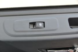 多利卡D9&nbsp;冷藏车驾驶室图片