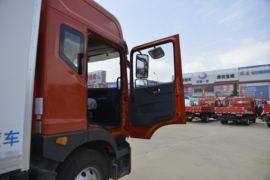 多利卡D9&nbsp;冷藏车驾驶室图片