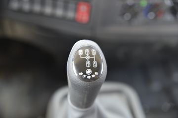 ���� ������D9 185���� 4X2 7.68����س�ͼƬ
