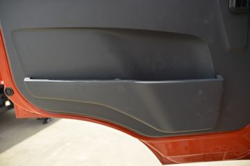 ���� ������D9 185���� 4X2 7.68����س�ͼƬ