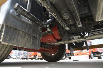 ���� ������D9 185���� 4X2 7.68����س�ͼƬ