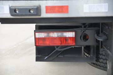���� ������D9 185���� 4X2 7.68����س�ͼƬ