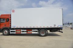 东风 多利卡D9 185马力 4X2 7.68米冷藏车(EQ5182XLCL9BDHAC)