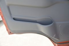 陕汽轻卡 德龙K3000 标配型 150马力 4.18米单排厢式轻卡(YTQ5040XXYKJ332)