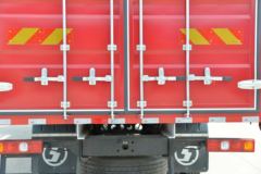 陕汽载货车 德龙N3000 复合版 220马力 4X2 6.75米排半仓栅式载货车(YTQ5180CCYFM50A0)