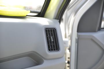 ���� ����V2 ������ 1.6L 122���� ���� 2.55��˫������΢��(BJ1030V5AV7-51)ͼƬ