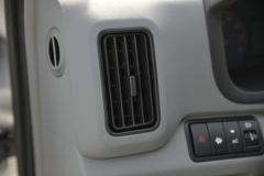 福田 祥菱V2 舒适型 1.6L 122马力 汽油 3.3米单排厢式微卡(BJ5030XXY5JV7-51)