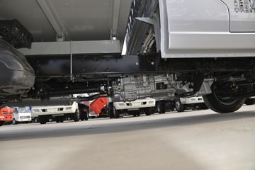 ���� ����V2 ������ 1.6L 122���� ���� 3.3�׵�����ʽ΢��(BJ5030XXY5JV7-51)ͼƬ