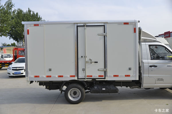 祥菱V2载货车德州市火热促销中 让利高达0.3万