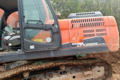 斗山 DX220LC-9C履带式挖掘机