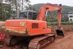 日立 EX120履带式挖掘机 日立 EX120履带式挖掘机