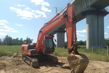 日立 EX120履带式挖掘机