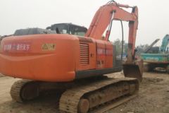 日立 EX240-3履带式挖掘机