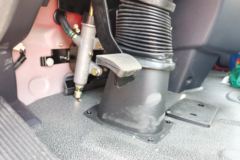 陕汽商用车 轩德X6重卡 240马力 6X2 9.6米栏板载货车(MAN后桥)(SX1254GP52)