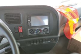 轩德X6&nbsp;自卸车驾驶室                                               图片