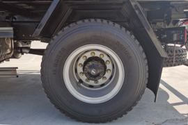 轩德X6&nbsp;自卸车底盘                                                图片