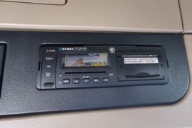 轩德X3 载货车驾驶室                                               图片