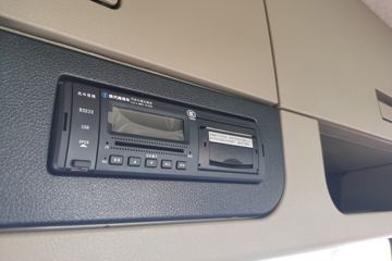 �������ó� ����X3 �������� 460���� 6X4 LNGǣ����(����)ͼƬ