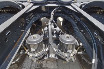 �������ó� ����X3 �������� 460���� 6X4 LNGǣ����(����)ͼƬ