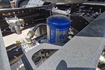 �������ó� ����X3 �������� 460���� 6X4 LNGǣ����(����)ͼƬ