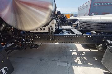 �������ó� ����X3 �������� 460���� 6X4 LNGǣ����(����)ͼƬ