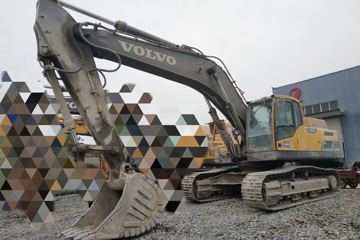 沃尔沃 EC350D履带式挖掘机