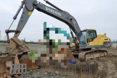 沃尔沃 EC350D履带式挖掘机