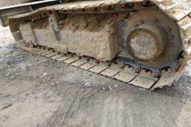 履带式挖掘机&nbsp;挖掘机外观图片