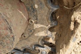 履带式挖掘机&nbsp;挖掘机外观图片