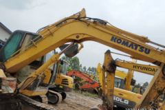 玉柴 YC85-6履带式挖掘机