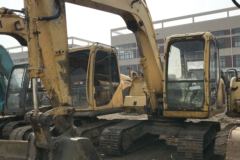 玉柴 YC85-6履带式挖掘机