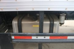 福田 奥铃速运 156马力 4X2 5.2米易燃气体厢式运输车(国六)(荣沃牌)(QW5120XRQ)