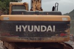 现代重工 R265LC-9履带式挖掘机