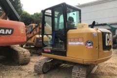 卡特彼勒 305.5E2小型液压履带式挖掘机