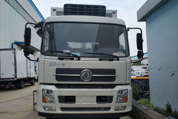 ó п 180 4X2 䳵()(CLW5182XCQD5)ͼƬ