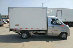 金杯T30 102马力 4X2 2.84米冷藏车(国六)(程力威牌)(CLW5020XLCQ5)