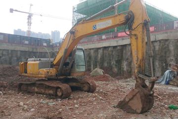 徐工 XE230履带式挖掘机