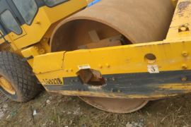 龙工 单钢轮压路机&nbsp;压路机外观图片