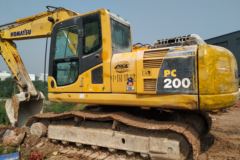 小松 PC200-7履带式挖掘机