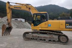 小松 PC300-7履带式挖掘机