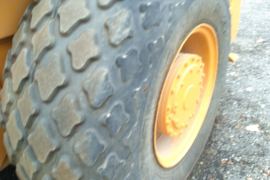 龙工 单钢轮压路机&nbsp;压路机外观图片