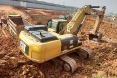 卡特彼勒 330D履带式挖掘机