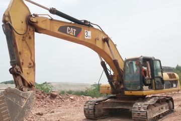 卡特彼勒 330D履带式挖掘机