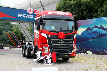 三一重卡 王道 435马力 6X4牵引车(HQC42523Q1S12E)