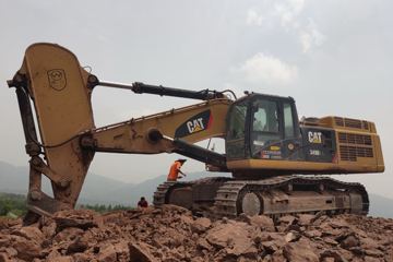 卡特彼勒 349D2L履带式挖掘机