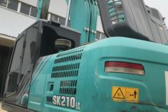 神钢 SK200-10履带式挖掘机