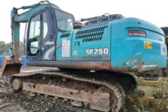 神钢 SK250-8履带式挖掘机