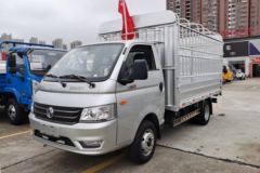 这个拉得多喔，还跑那么快，丢，，这个货箱也忒大了吧