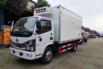 东风 多利卡D6 143马力 4X2 4.1米冷藏车(程力威牌)(CLW5045XLCE6)